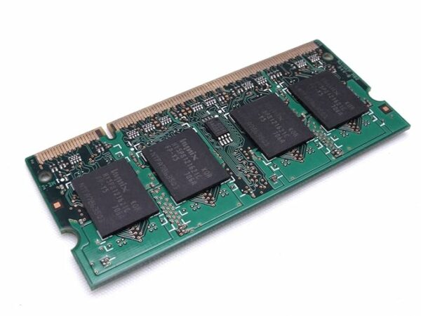 Hynix/Simmtronics512MB DDR2 RAM PC2-5300 200-Pin Laptop SODIMM - Image 2